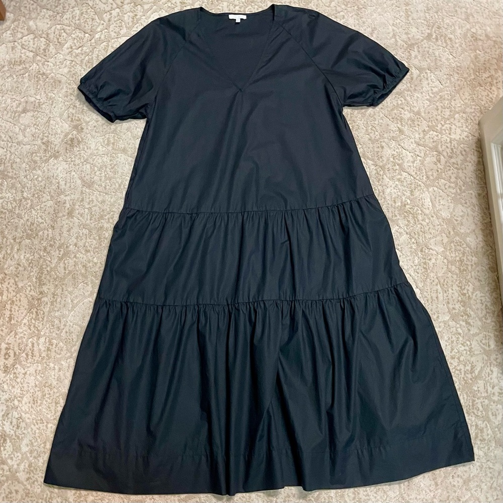 Chic Black Tiered Midi Dress